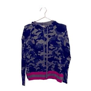 Jamison blue camouflage pullover with hot pink stripe size medium